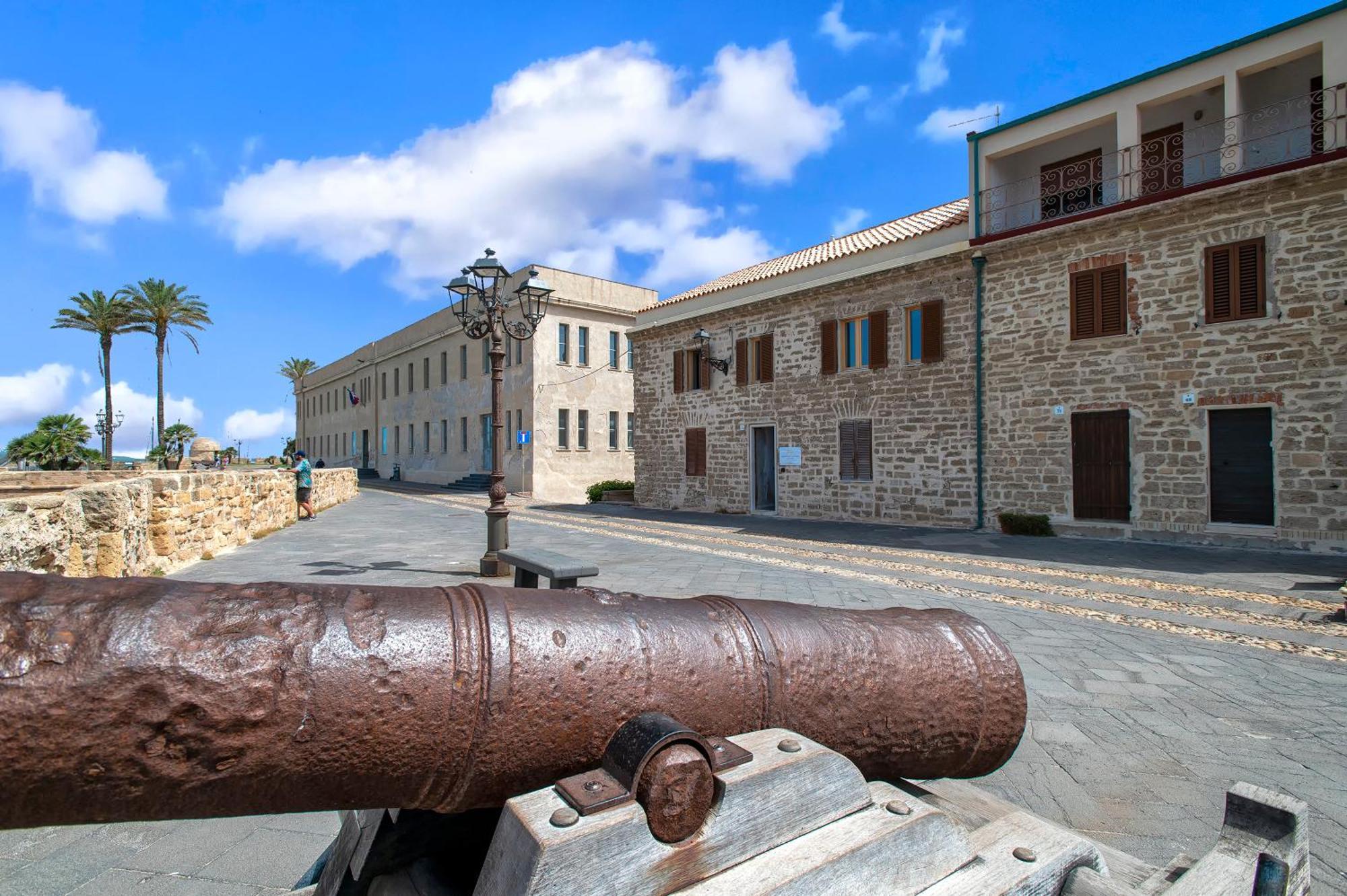 Panoramic Bastioni Sea View Apartment Alghero Exterior photo